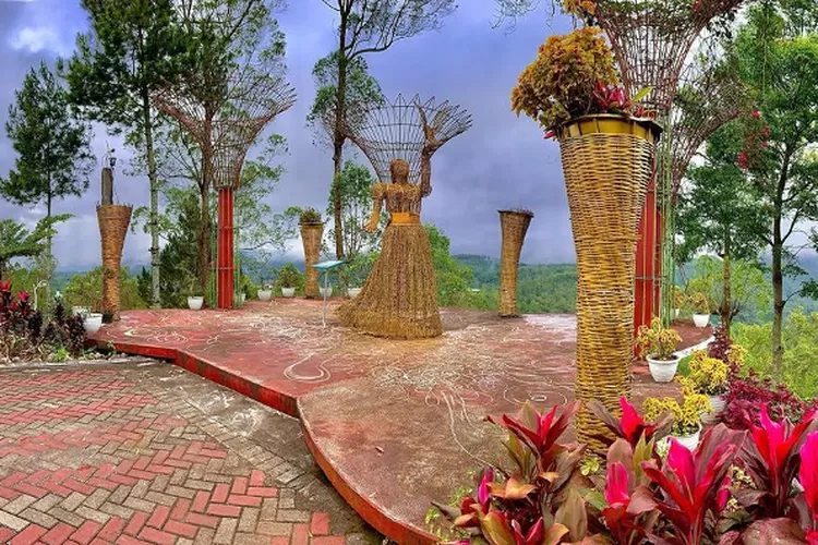 Wisata Gunung Bromo sunrise - paket wisata Malang Batu Bromo