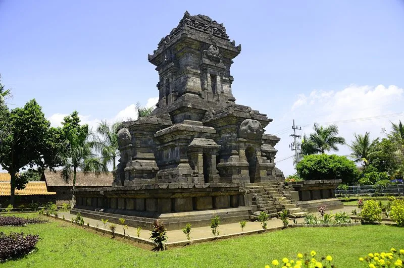 Candi Singosari di Malang, monumen peninggalan Raja Kertanegara