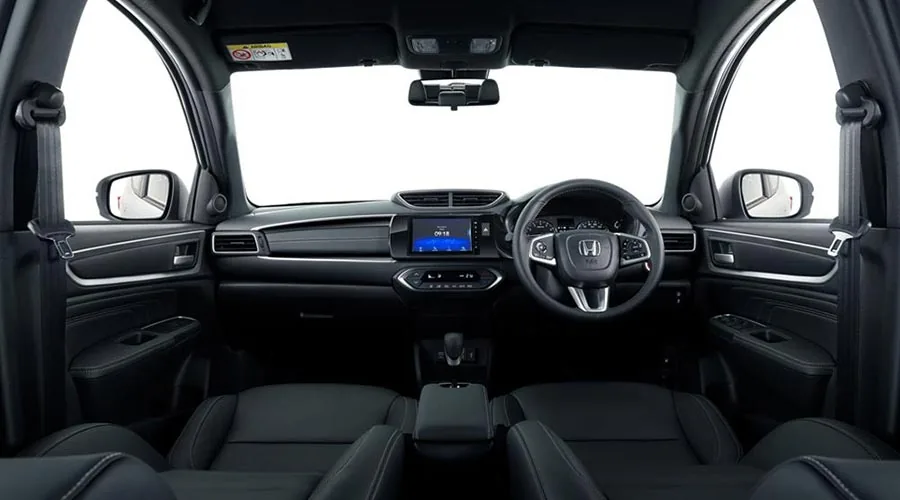 Kabin Honda BR-V nyaman untuk perjalanan keluarga kecil dan wisata ringan